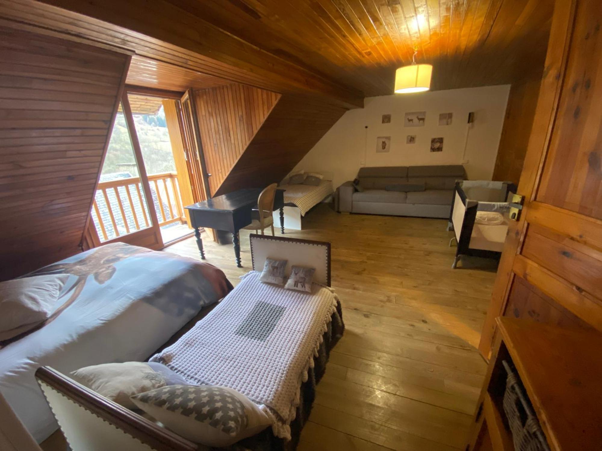 Maison Pyrenees Saint-Aventin Buitenkant foto